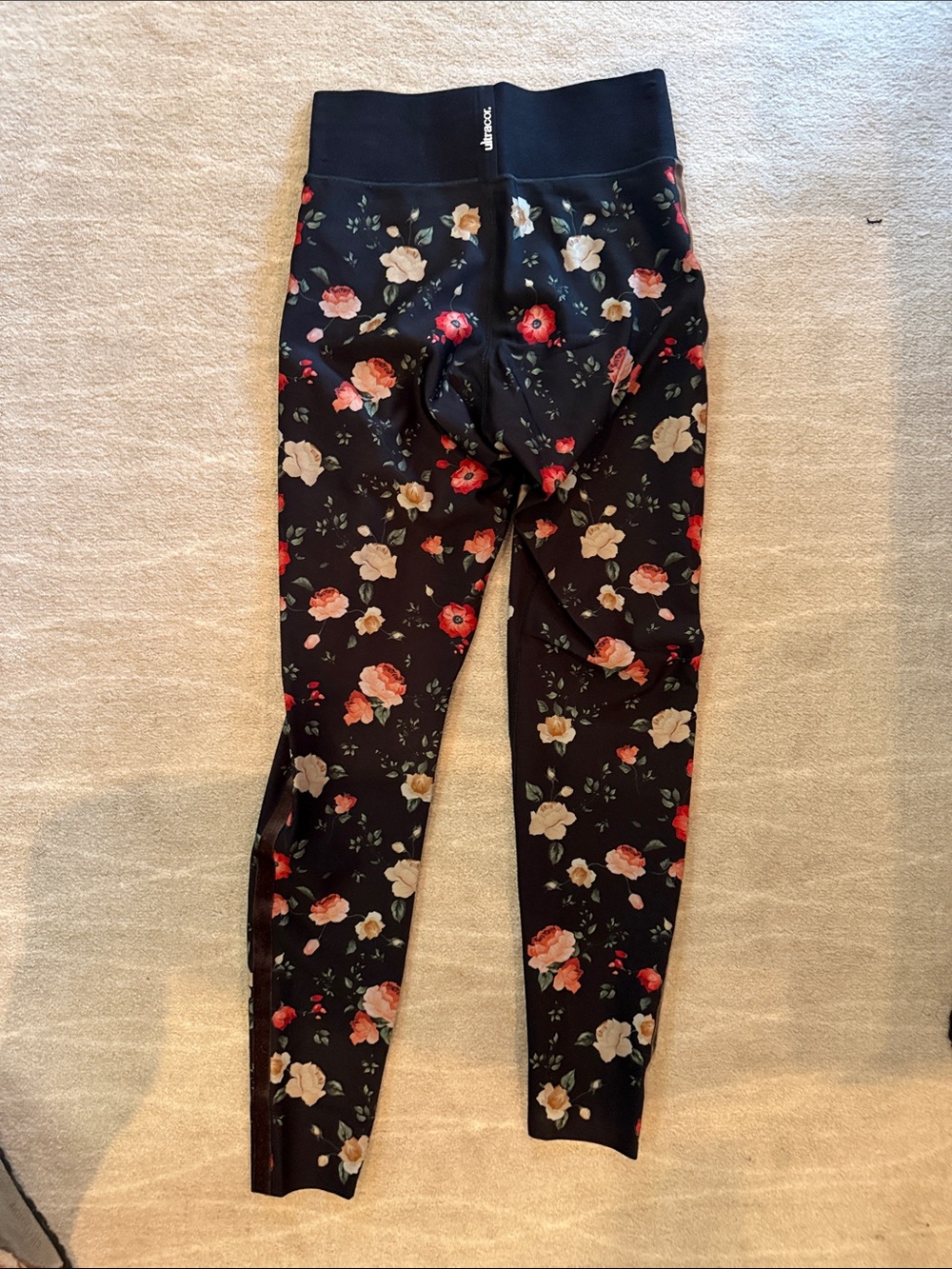 Floral Print Ultracor Leggings - Black with Multi-Color Flowers si